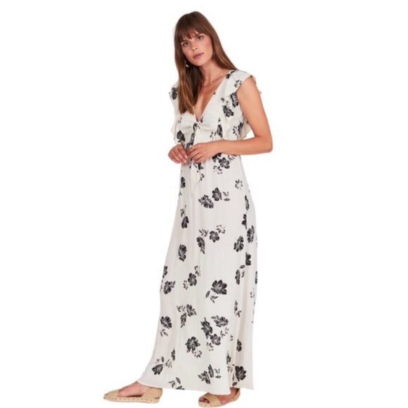 Amuse Society The Carolina Maxi Dress Tropical Floral
Pattern Ruffle Sleeve - Picture 1 of 9